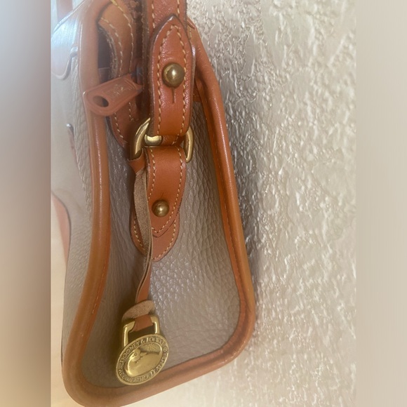 Dooney & Bourke Vintage 80s Shoulder Crossbody Leather Bag - Picture 12 of 13